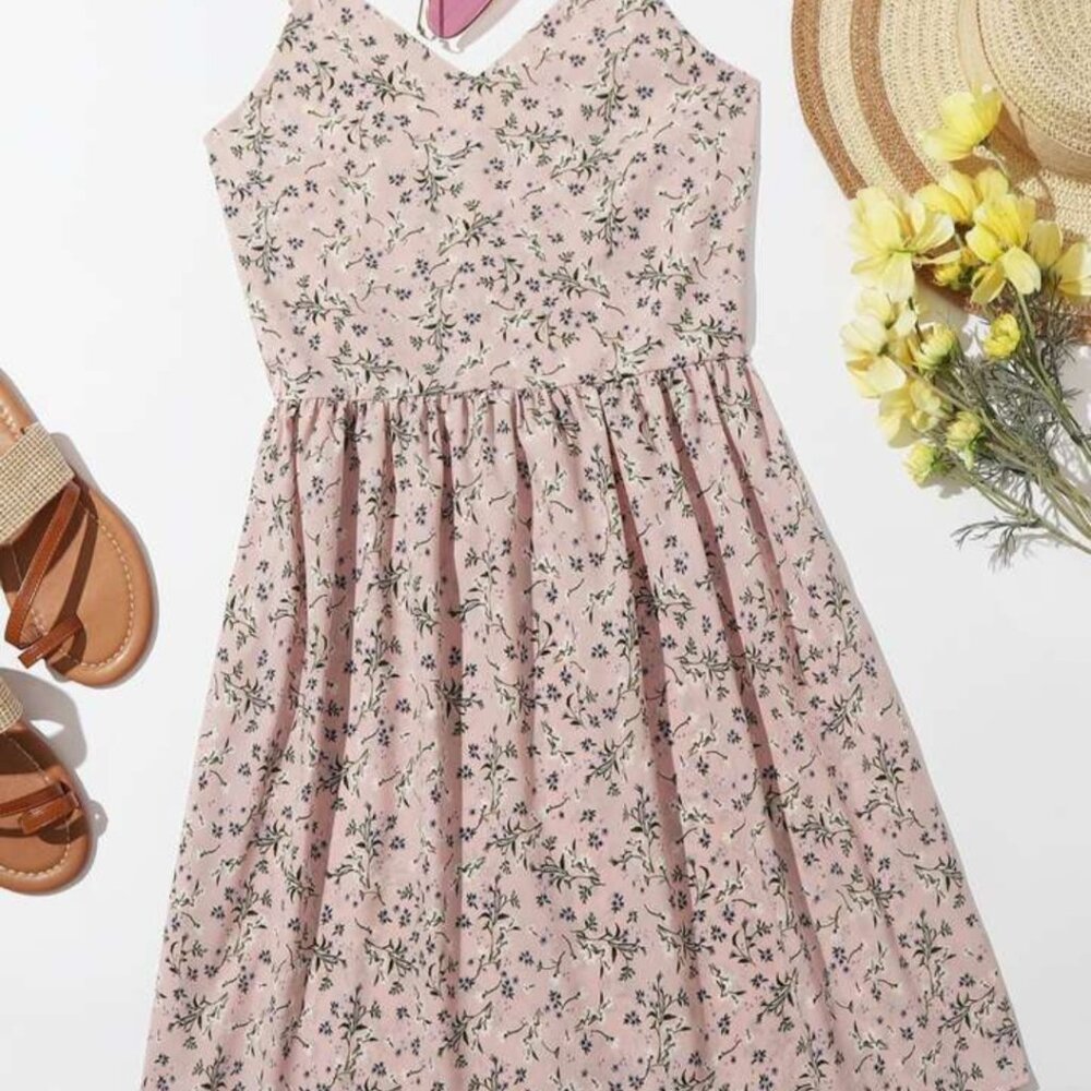 Romwe Balletcore Pink Ditsy Floral V-Neck Above Knee Dress Sz 4/Small